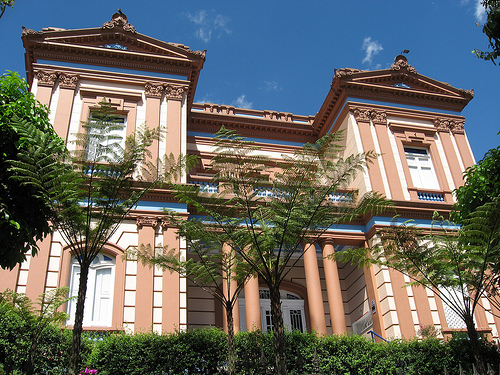 Teatro Prado El Águila Descalza